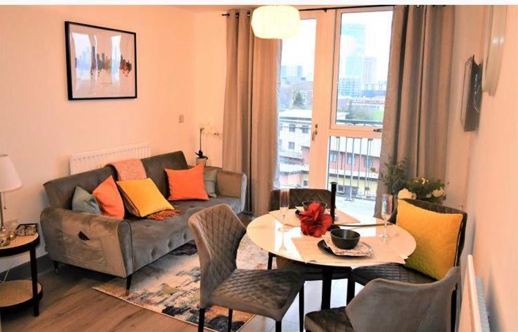 Lux City One Bed Birmingham Apartment Buitenkant foto