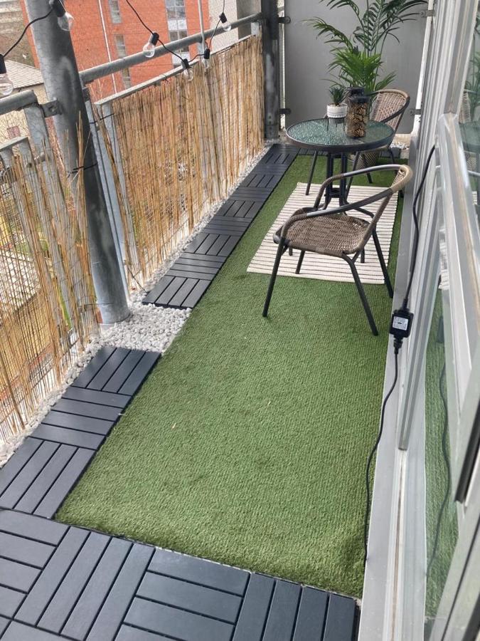 Lux City One Bed Birmingham Apartment Buitenkant foto